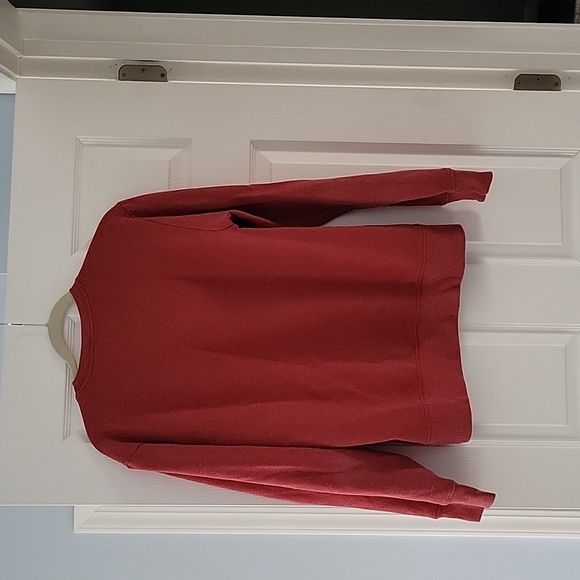 The North Face Red Sweater - Picture 2 of 5